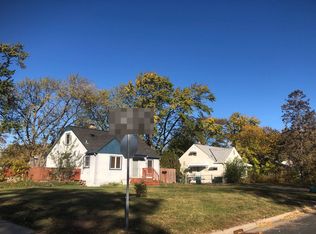 5520 James Ave N, Brooklyn Center, MN 55430