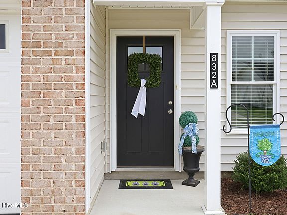3rd image of 832 Sarah Rebecca Drive #A