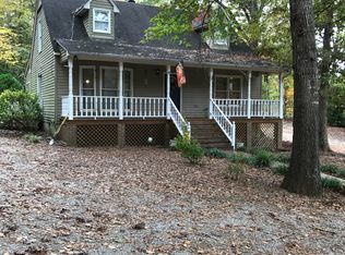 785 Hawks Nest Dr, Bracey, VA 23919