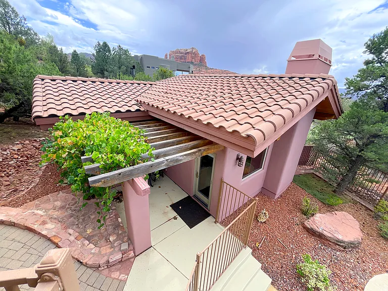 Casita Entry
