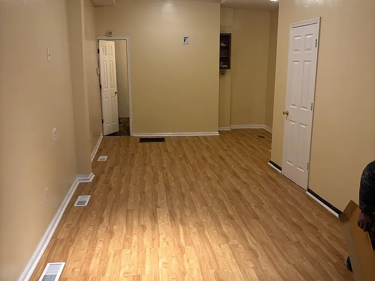 230 Park Ave #1 — Photo 5