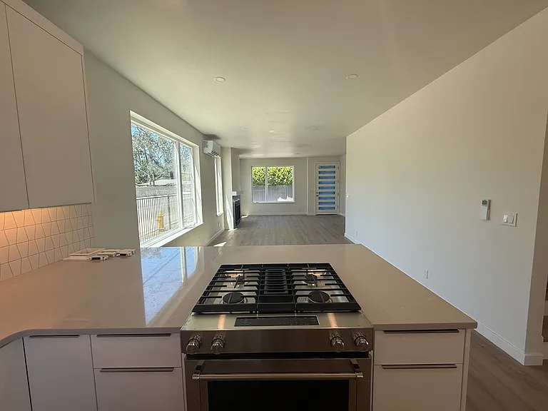 2210 Emerson Dr #1 — Photo 5