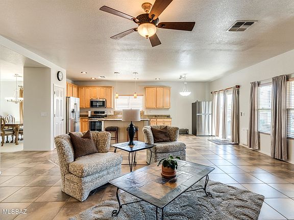 3rd image of 13765 E Oxmoor Valley Dr