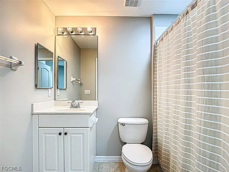 12151 Summergate Cir #R101 — Photo 27