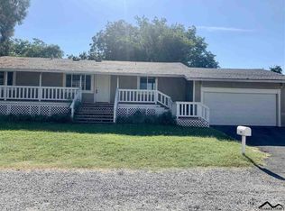 1015 Sunrise Dr, Red Bluff, CA 96080