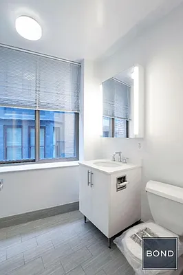 Rented by Bond New York | media 7