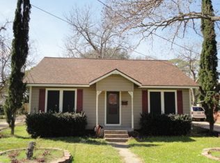 217 N Morgan St, Angleton, TX 77515