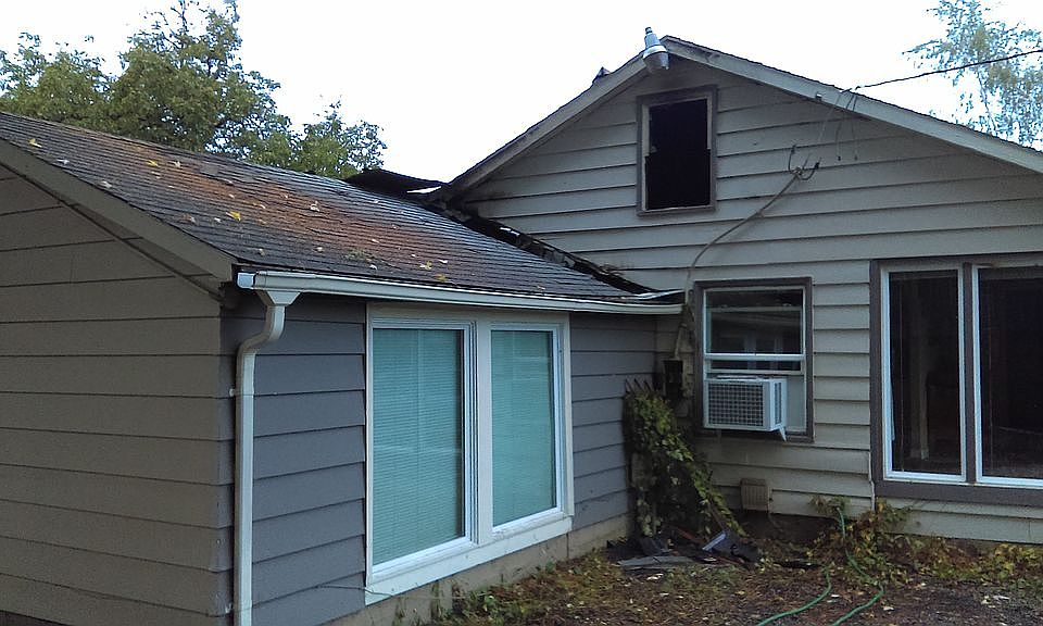 1st image of 135 NW Scott St