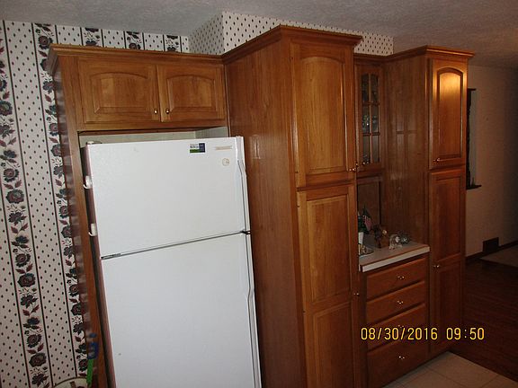 4th image of 345 Sunnyfield Dr NE