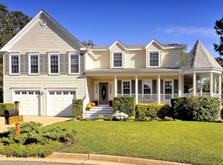 6 Forester Ct, Sterling, VA 20165