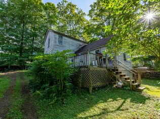 6 James St, Saranac Lake, NY 12983