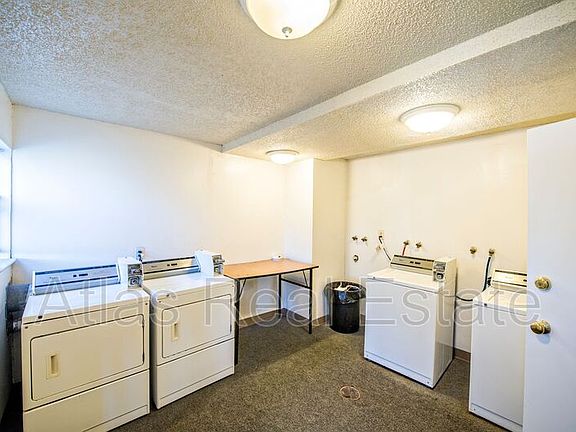 5th image of 2290 S Oneida St #106