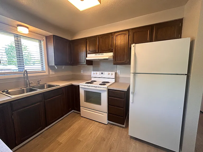 9188 W Dalton Pl — Photo 10