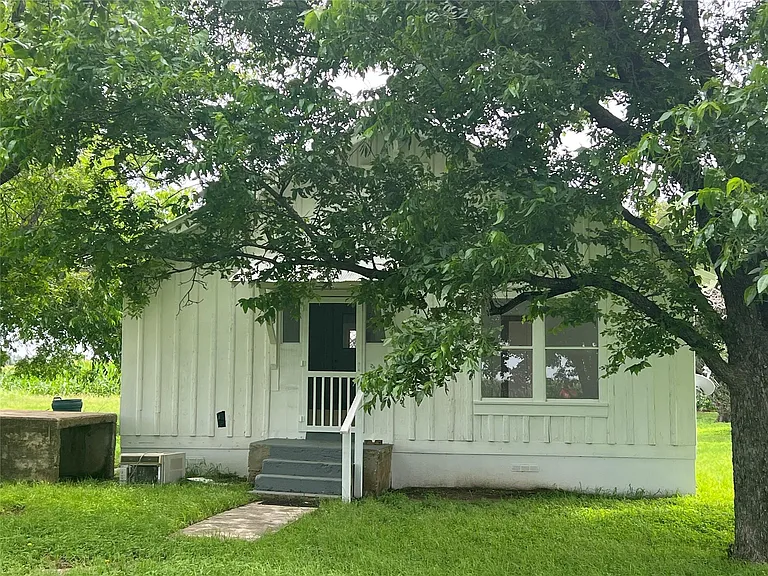149 Private Road 9400 — Photo 16