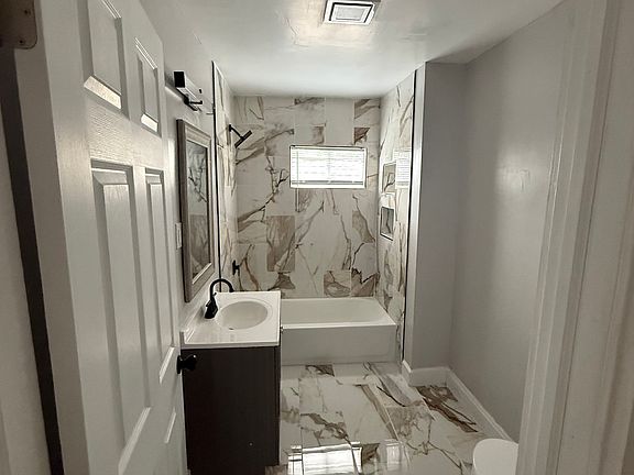 4th image of 1254 E 20th Ave #1