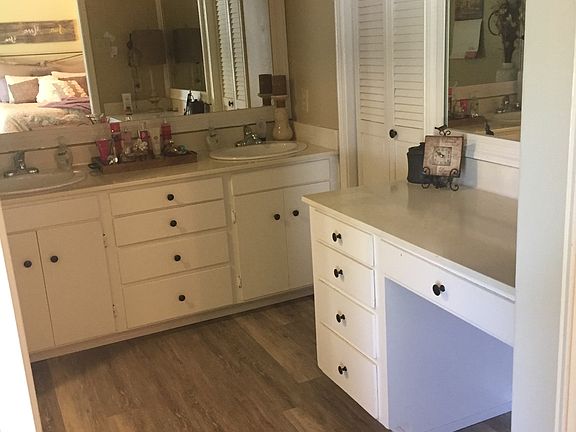 3rd image of 181 New House Dr