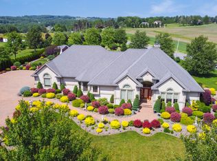 101 Emerald Dr, Ebensburg, PA 15931
