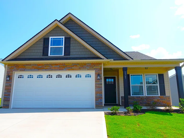1365 Romany Ct — Photo 2