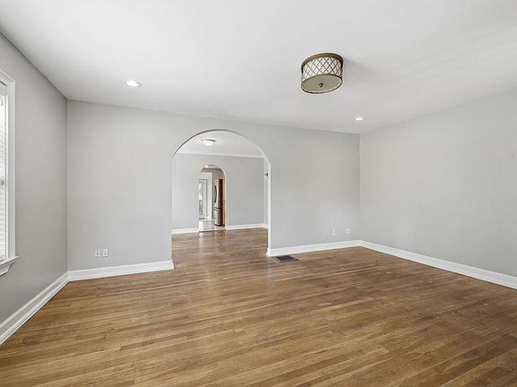 5th image of 4508 Wyoming Ave #A