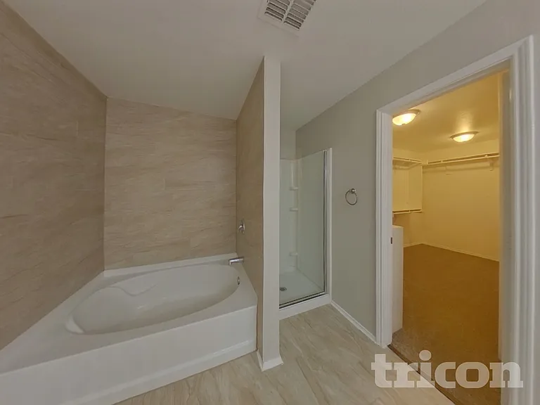 1221 Dianthus Dr — Photo 9