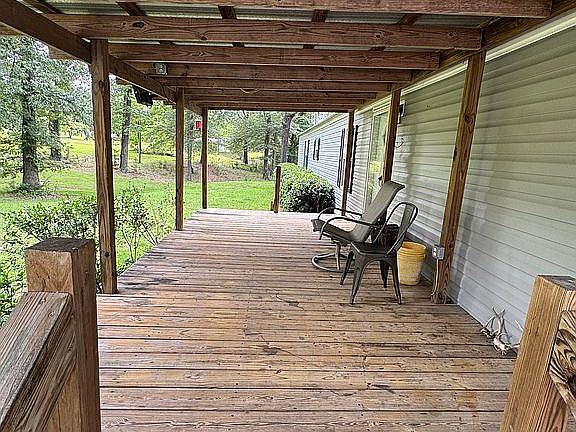 5th image of 2111 Brownlee Rd