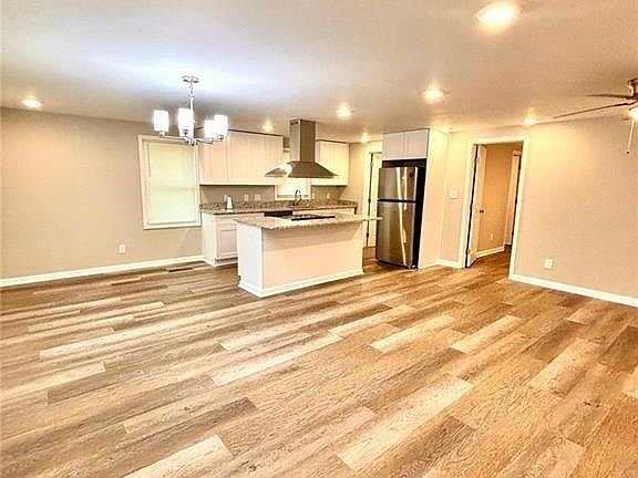 3rd image of 2571 Elliott St NW