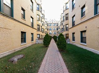 6616 S Kenwood Ave APT 302, Chicago, IL 60637
