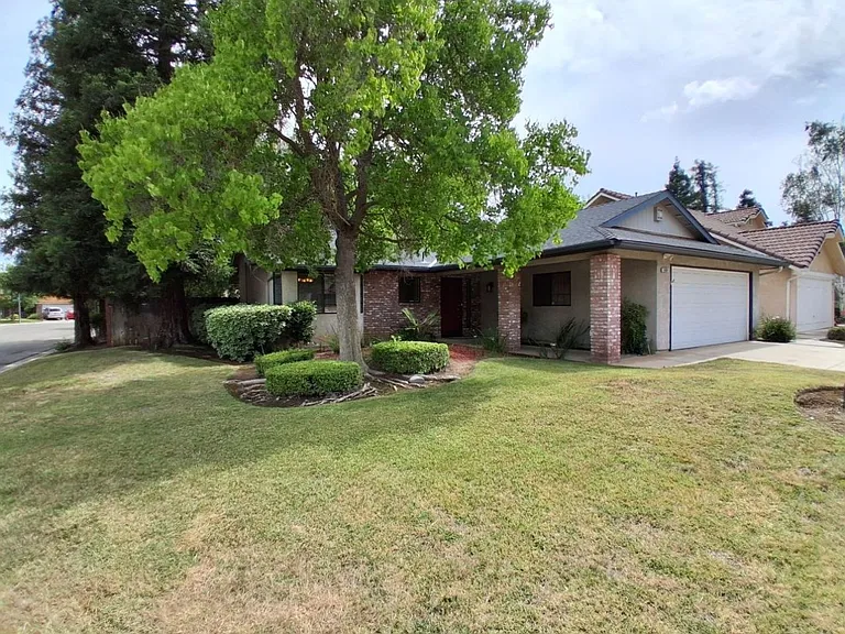 1681 E Shea Dr — Photo 21