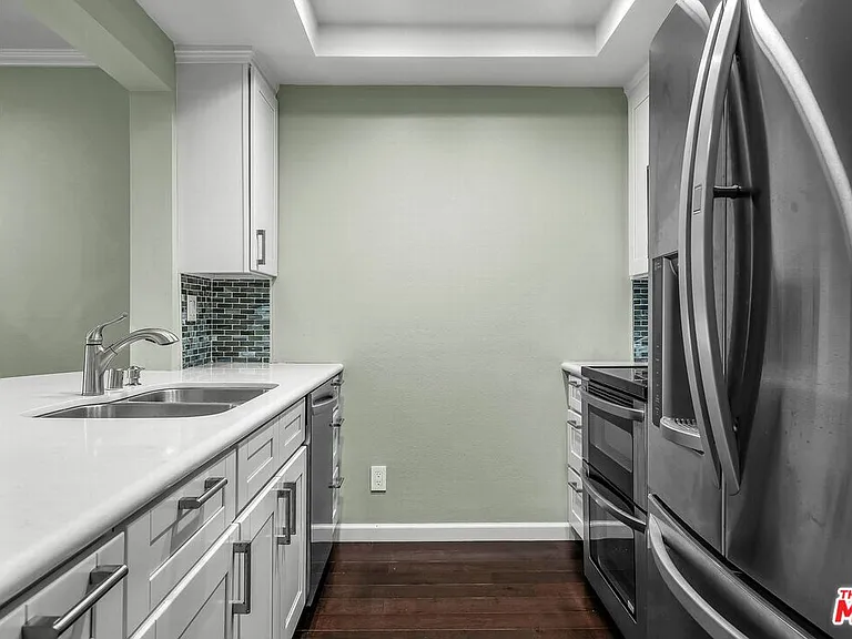 501 Palisades Dr #221 — Photo 4