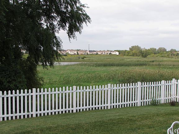 2nd image of 4433 Rolling Hills Dr