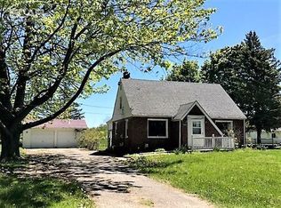 2484 Covert Rd, Burton, MI 48509