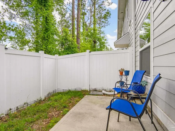 8928 Brigade Trl, Pensacola, FL 32534