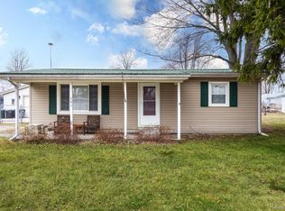 351 Garfield Rd, Smiths Creek, MI 48074