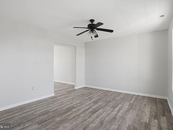 5th image of 26091 Hokum Dr