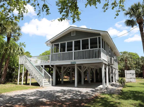 3109 Myrtle St, Edisto Island, SC 29438