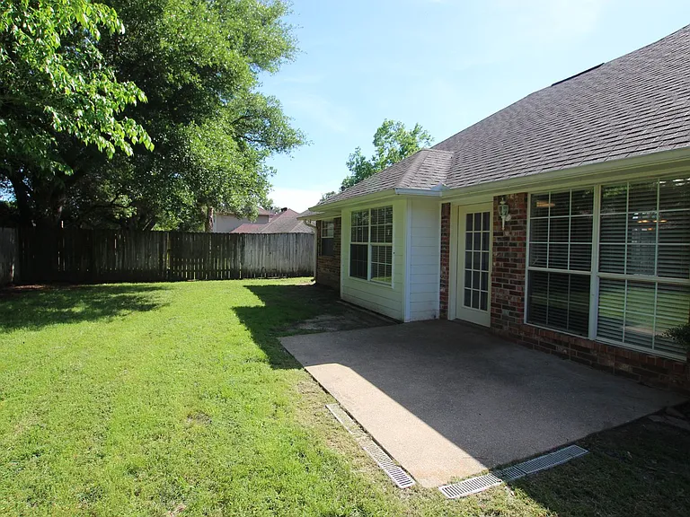 1727 Sapphire Cay — Photo 27