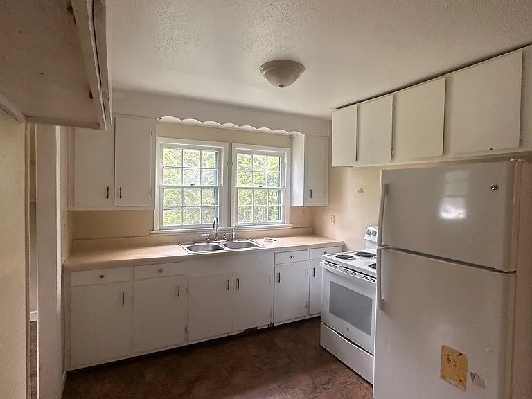 505 Glendale Ave — Photo 23