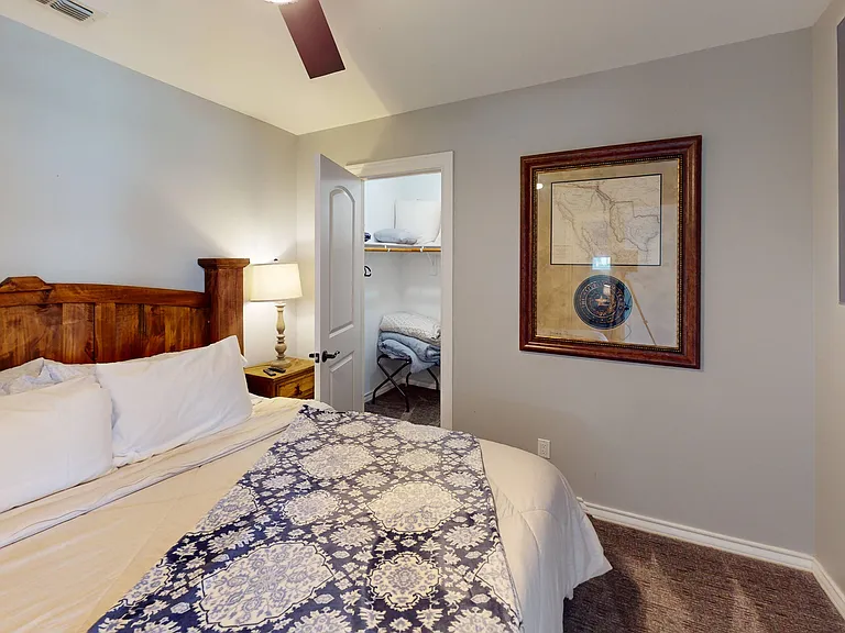 430 Peninsula Dr — Photo 41