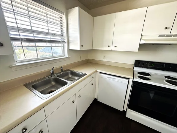 115 Winter Chase Ln, Brunswick, GA 31520