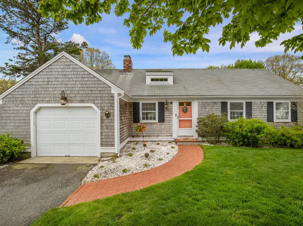 27 Porter Lane, West Dennis, MA 02670