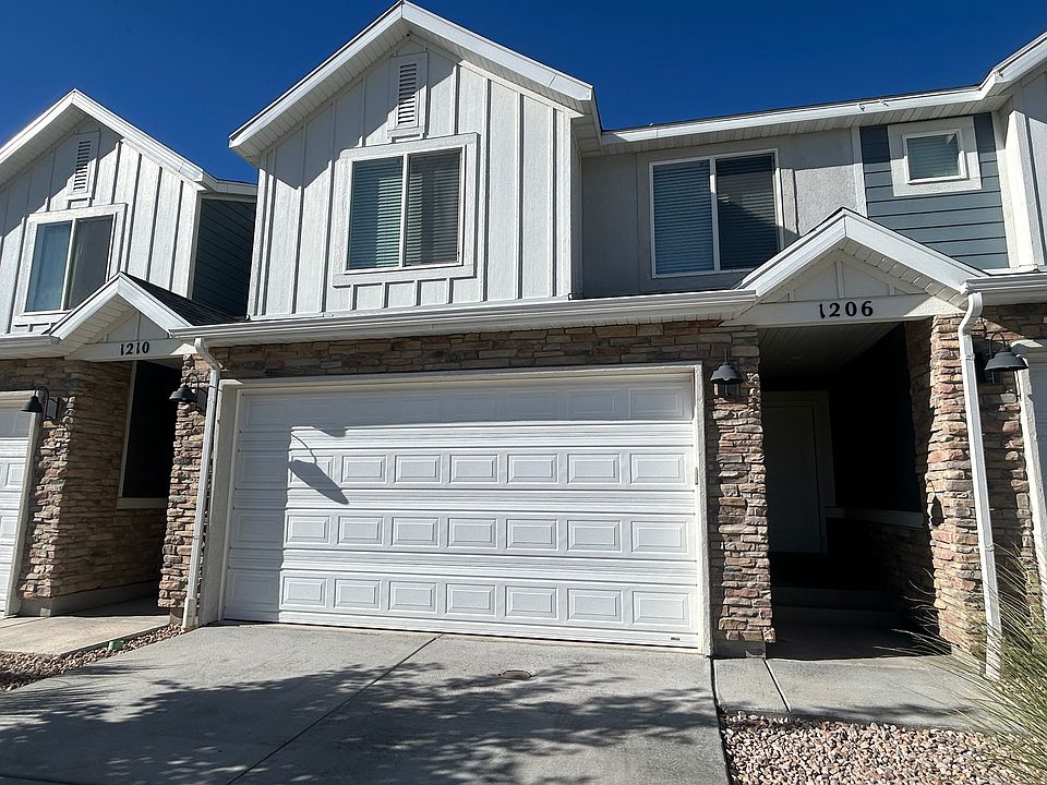 1st image of 1206 W Hidden Spring Dr