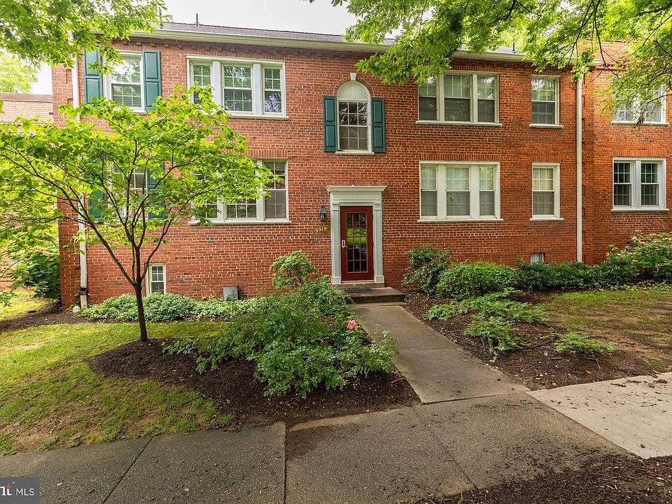 1913 Key Blvd #11573