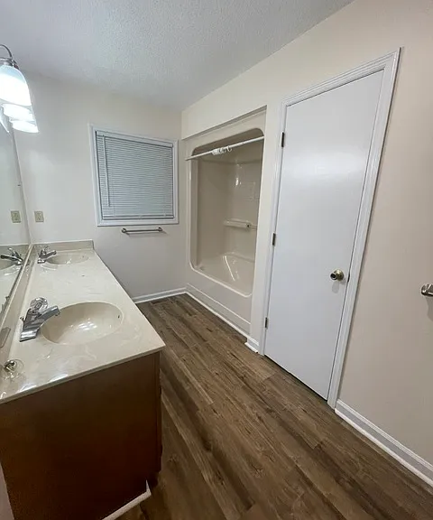 803 Parkway Vista Dr — Photo 11