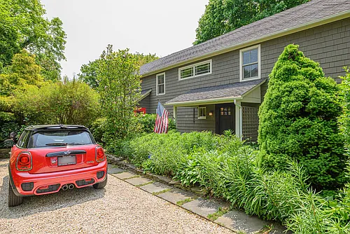 14 Pulaski Ave Photo 1