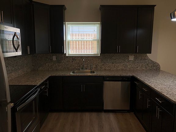 3rd image of 191 Hamilton St Unit 402