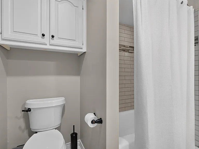 2335 Highlands Creek Rd — Photo 19