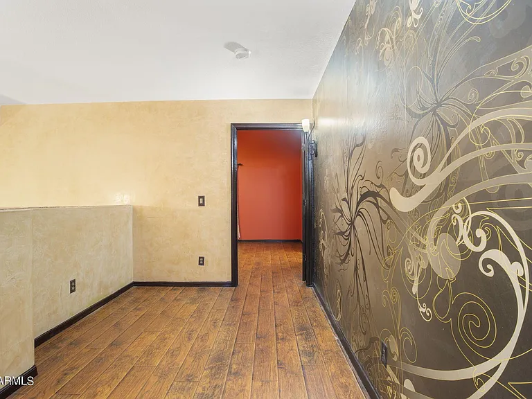 7775 N 52nd Dr — Photo 24