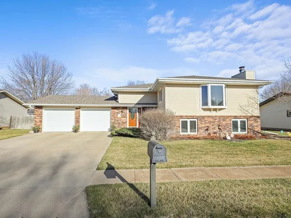 3169 Mimick Ln, Columbus, NE 68601