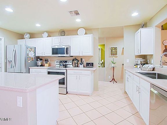 5th image of 16945 E Sabinas Dr