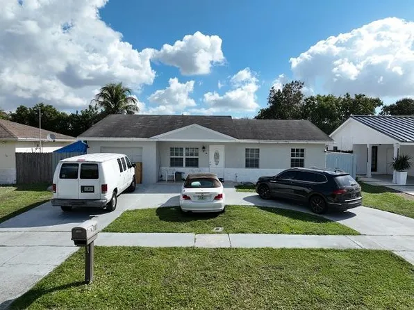 311 SW 79th Way, North Lauderdale, FL 33068